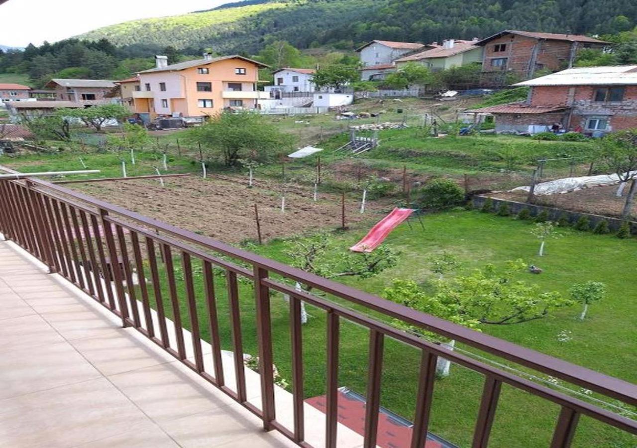 Къща За Гости Демика Sapareva Banya Dış mekan fotoğraf
